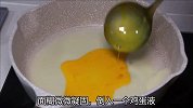 早餐在家做吧，不揉面不发面鸡蛋饼，又薄又柔软，咬一口越嚼越香