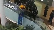 通报：武汉一商场发生外卖小哥伤人事件 受害人已死亡
