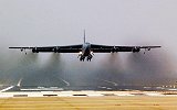 B-52轰炸机完成“北约一日游”，穿越30个成员国