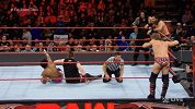 WWE-16年-RAW第1229期：双打冠军三重威胁赛新希望VS伦斯&罗林斯VS欧文斯&杰里柯-全场