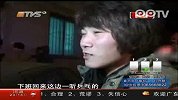 街头警匪枪战两名警察中弹