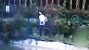 22岁网红小伙钓鱼时不慎触电身亡 事发瞬间画面曝光