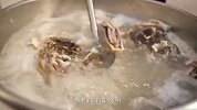 兰州这家羊杂店老板，不仅羊杂做的味道一绝，做的羊头也更胜一筹