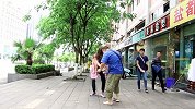 整蛊！男扮女装强吻路人【国产整蛊大师】6