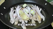 鸡爪这样做一大盘都不够吃，软糯脱骨，鲜香入味，好吃的停不下来