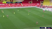第44分钟第戎球员卡马拉射门 - 打偏