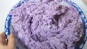 炒一盆粉糯香甜的芋泥馅，做超好喝的芋泥鲜奶，甜甜的，暖暖的