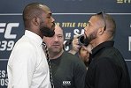 UFC239终极对视日 骨头母狮两位双冠王亮相