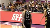 CBA-1415赛季-常规赛-第2轮-拉杜利察篮下勾手得分（东莞vs山东）-花絮
