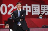 李楠：伤病和连败让球队处于困境 年轻球员要认识到差距尽快提高