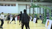CBA-1617赛季-烈豹之星进校园火热来袭 投篮比拼引爆平冈中学-新闻