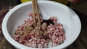 包子这样做才好吃，肉团紧致，鲜嫩多汁，不塌陷不变形，一次成功