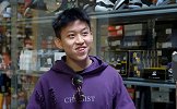 【鞋圈儿】结账时表情亮了！Rich Brian1500刀买鞋