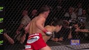 UFC-16年-本周最佳KO：巅峰克鲁兹密集重拳击溃对手（5月26日）-精华