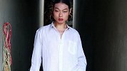 农村小伙模仿刘雯走红：一开始不敢告诉家人 为躲村民在坟地拍摄