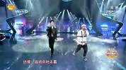 许魏洲现场演唱《飘向远方》 与那吾克热跨界合作完美配合