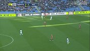 第85分钟兰斯球员查瓦里亚射门