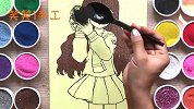 沙画拿着相机的美少女女孩，做法简单，小朋友都喜欢玩的手工DI