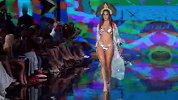 泳装周时装秀：热辣性感，完美女神YYDS