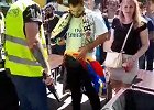 直击基辅球场外地铁站安检 气氛紧张!连球衣都要检查