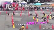 超激！日本儿童滑步车大赛 女童上演绝地大逆转