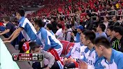 CBA-1415赛季-季后赛-总决赛-第5场-韩德君接球后一记战斧劈扣-花絮