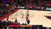 NCAA又现压哨绝杀好戏 这球可以吹一辈子啊