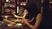 上海这家酒吧的鸡尾酒，口感带有果香，特别适合女孩喝