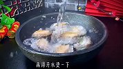 一定不能少这道蒜蓉粉丝蒸鲍鱼，寓意着招财进宝