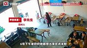 101岁奶奶想吃米粉，店里好心大哥把钱付了，奶奶追着道谢！