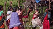 为什么印度女人住在贫民窟，还能穿金戴银？答案颠覆三观！