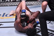 UFC250主赛：斯特林VS桑德哈根