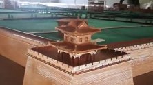 西安80岁老人耗时23年造微缩长安城 10万个零件没用钉子胶
