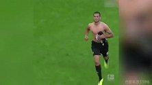 天秀！谁还记得德尔迪约克这脚强行倒钩？比C罗那脚如何