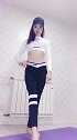 小姐姐才艺表演高抬腿，高难动作真到位！