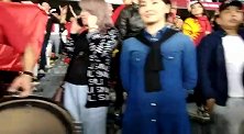 胜也爱你败也爱你！吉尔吉斯球迷赛后向球队致敬