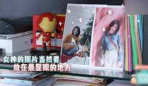 秦霄贤的女神是高圆圆 ，小心翼翼收好女神的签名照
