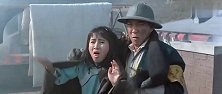 胖媳妇逃命，悲剧却变成了喜剧，看一次笑一次