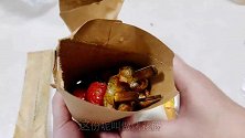 外卖44元“鳗鱼芝士焗饭”，加上烤肠和香辣鸡翅，这顿值了