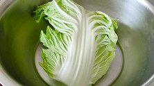 白菜别再炖着吃了，加上1块豆腐，教你特色做法
