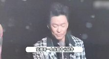 任贤齐演唱会嘉宾是王宝强！合唱嗨到停不下来，还给其电影打call