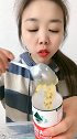 矿泉水冰加百香果太美味了，酸酸的太好吃了！