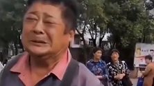 上海一大叔被偷95元街边痛哭 男子好心捐助网友私信告诉其真相