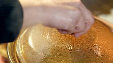 元宵佳节，这颗汤圆“滚”过来陪你过