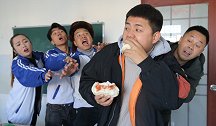 当老师和学生角色互换会发生什么？老师很无语校长却很高兴