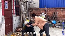 新农合涨价，农民埋怨想弃交真相如何？看农村老人咋说
