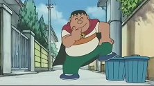 哆啦A梦：正义使者胖虎超人。