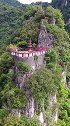 奇特的山峰山顶非常适合闭目静思