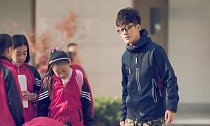 体育老师为了追英语老师,体育课改上英语课,真是用心良苦