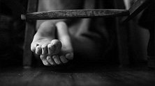 二胎妈妈与新生儿双双死亡 医院：羊水栓塞 没办法